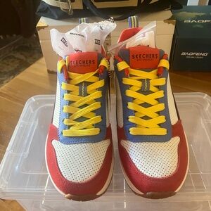 BNWT Skechers BTS Tata tennis shoes.